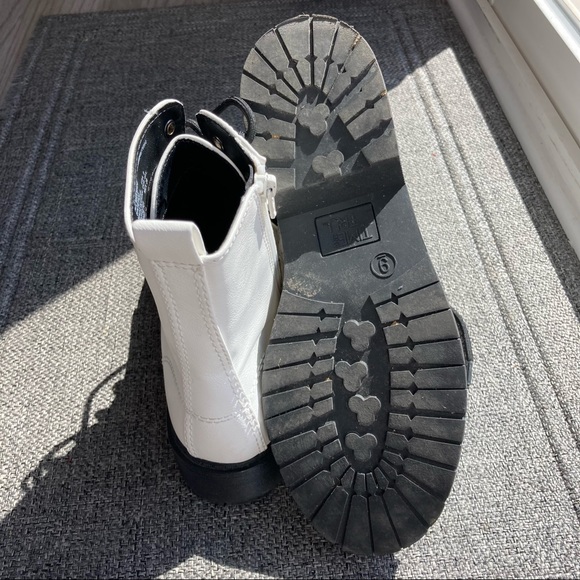 White lace up combat hiking boots - ankle bootie - Picture 2 of 3